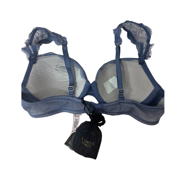Sample VS Bra - Picture 2 of 3